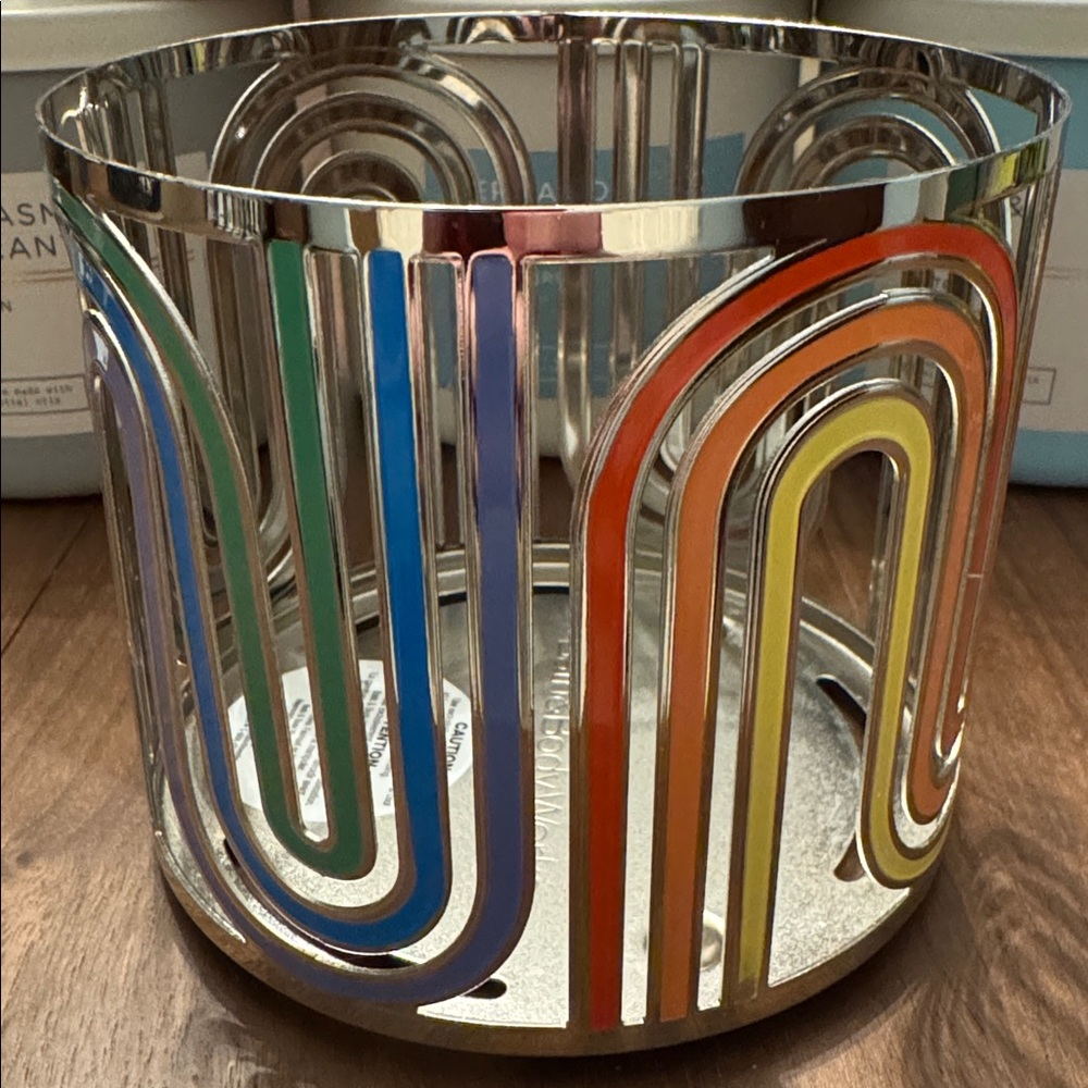 BBW 3-Wick Candle Holder, Rainbow Waves